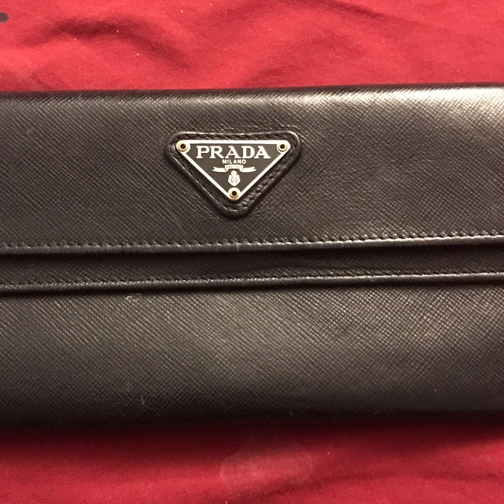 Authentic PRADA vintage black wallet